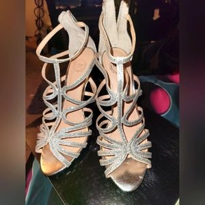 9M, silver sparkle, 3 inch heel, worn once